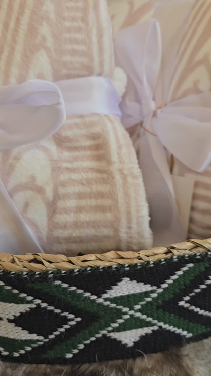 Maori Baby Blanket - Moemoeā (Dream) Tan