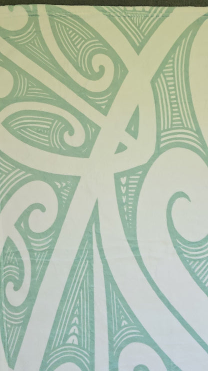 Maori Baby Blanket - Moemoeā (dream) Sage Green