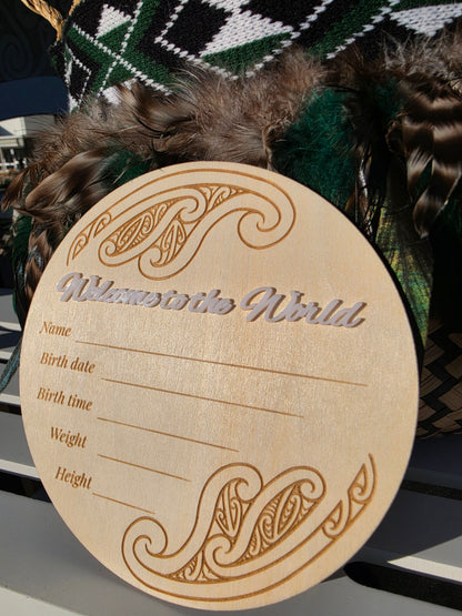Baby Announcement Disc - double sided Maori/English (White)