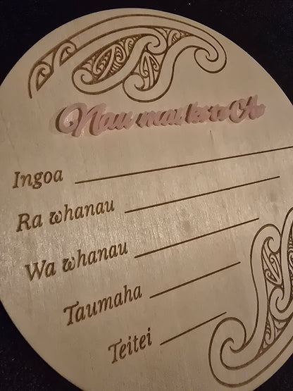 Baby Announcement Disc - double sided Maori/English (Pink)